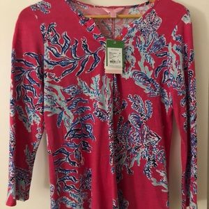 3/4 sleeve Lilly Pulitzer top.